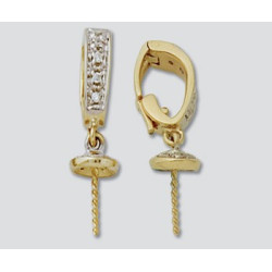 14K Złoty wisiorek z diamentami